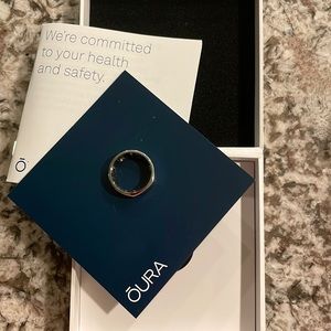 Oura ring, brand new, size 9 (made for size 8 due to thickness